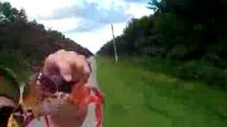 Не шути с крабом - смотреть видео (1:13)