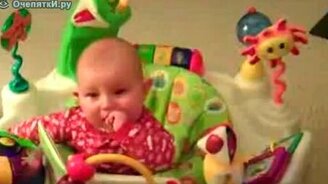 Как отвлечь малыша-плаксу - смотреть видео (0:28)