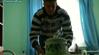 Полотенце из-под кастрюли - смотреть видео (0:24)