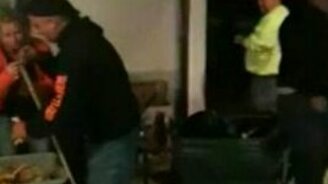 Салют из пятой точки - смотреть видео (0:29)