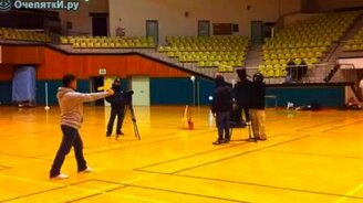 Трюки с бумерангами - смотреть видео (0:48)