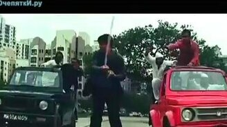 Трюки индийского кино - смотреть видео (2:32)