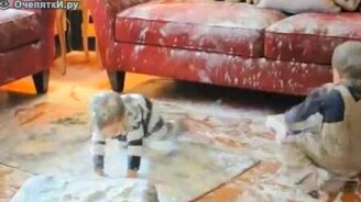 Оставили детей без присмотра - смотреть видео (3:19)