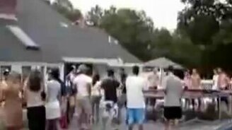 Долго готовился парень - смотреть видео (0:31)