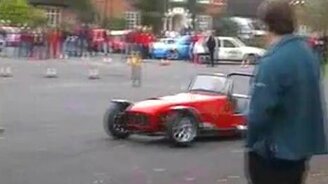 Забавное катание на гонках - смотреть видео (1:13)