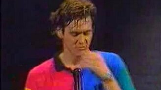 Джим Керри корчит рожи - смотреть видео (3:15)