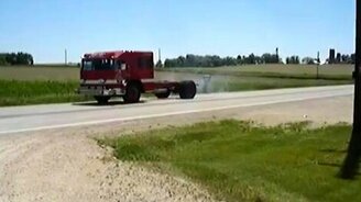 Отжиг резины на пожарке - смотреть видео (0:44)