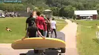 Самый большой скейтборд - смотреть видео (1:42)