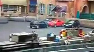 Танец автомобилей - смотреть видео (1:06)