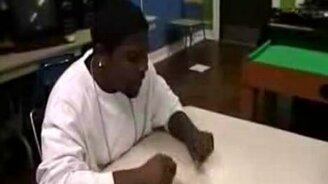 Лучший ударник шариковыми ручками - смотреть видео (2:32)