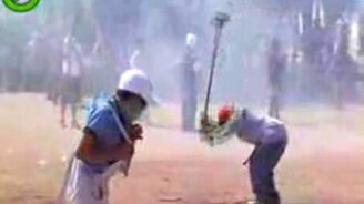 Сотрясение асфальта молотком - смотреть видео (1:45)