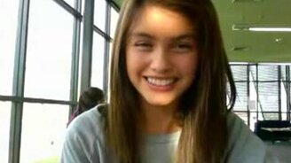 Смешной у девушки талант - смотреть видео (0:36)