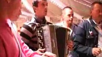 Счастья, здоровья! - смотреть видео (2:12)