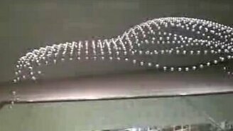 Кинетическая скульптура - смотреть видео (1:33)