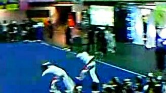 Синхронное падение - смотреть видео (0:13)