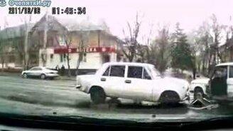 Дверь отпала совсем - смотреть видео (0:51)