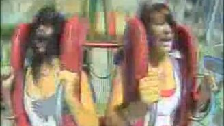 Крикливая девушка на аттракционе - смотреть видео (1:38)