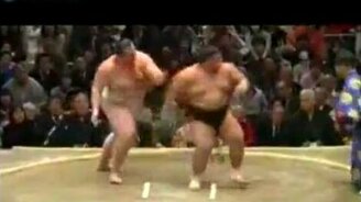 Нокаут судьи - смотреть видео (0:53)