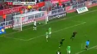 Неожиданный гол - смотреть видео (0:46)