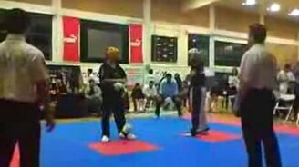 Битва двух друзей - смотреть видео (0:26)