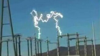 Вот так молния - смотреть видео (0:09)