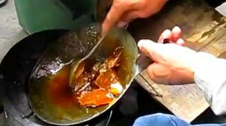 Картины жжённым сахаром - смотреть видео (4:16)