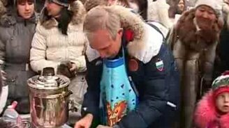 Добрый губернатор - смотреть видео (0:13)