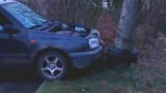 Вырвали мотор из авто - смотреть видео (1:16)