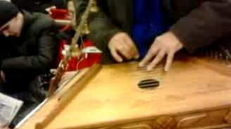 Гусляр в электричке - смотреть видео (3:36)