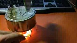 Самодельный двигатель - смотреть видео (1:52)