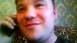 Парень разыграл операторшу такси - смотреть видео (3:56)