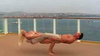 Сила женщины и мужчины - смотреть видео (4:29)