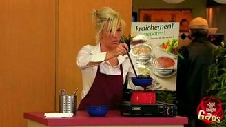 Непослушная ложка в супе - смотреть видео (1:17)