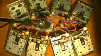 Звёздные войны на дисководах - смотреть видео (0:42)