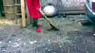 Вот это супервумен - смотреть видео (0:15)