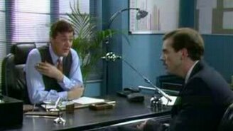 Шоу Фрая и Лори - Увольнение - смотреть видео (6:19)