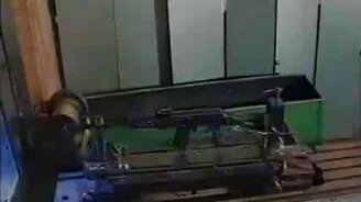 Сравнение автоматов АК-74 и АМ-16 - смотреть видео (1:32)