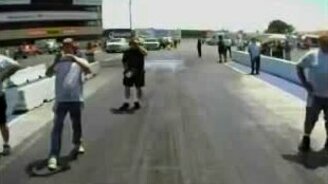 Drag racing - смотреть видео (0:38)