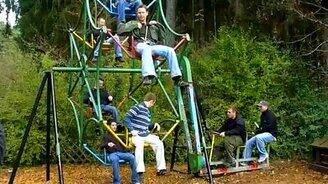 Чёртово колесо в миниатюре - смотреть видео (0:13)