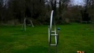 Не рассчитал прыжок - смотреть видео (0:17)