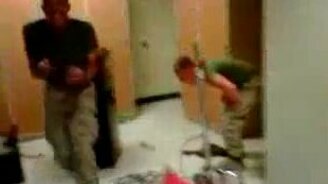 Натирка полов - смотреть видео (0:29)