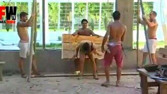 Хлипкая перекладина оказалась - смотреть видео (0:20)