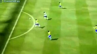 Самый забавный гол - смотреть видео (0:13)