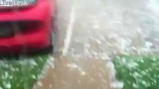 Сильный и большой град - смотреть видео (1:22)