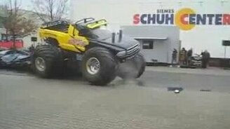 Авто монстр сломался - смотреть видео (0:20)