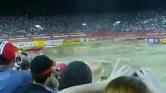 Двойное сальто на авто - смотреть видео (0:36)