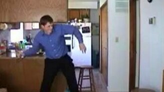 Позитивные курьёзы - смотреть видео (0:56)