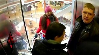 ОМОН захватил лифт с пассажиром - смотреть видео (1:57)