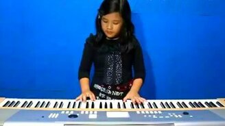 Маленькая талантливая певица - смотреть видео (3:22)