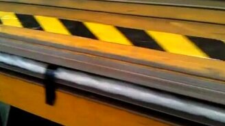 Лопнули сразу много пузырьков - смотреть видео (0:33)